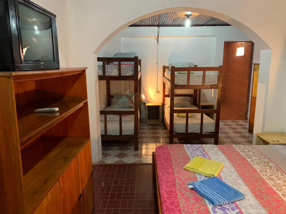Litt Iguazu Hostal Puerto Iguazu Exterior photo